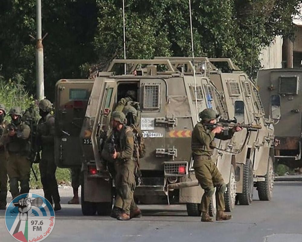 الاحتلال يداهم مصنعا ويحتجز عماله شرق قلقيلية