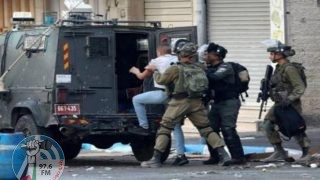 الاحتلال يعتقل شابين من طولكرم