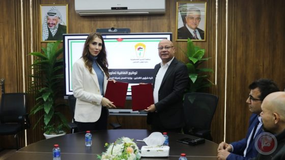 وزارة العمل ودائرة شؤون اللاجئين توقعان اتفاقية تعاون