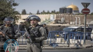 الاحتلال يشدد إجراءاته العسكرية في القدس ومستعمرون يؤدون طقوسا تلمودية