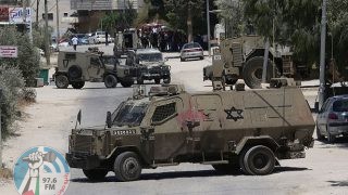 الاحتلال يقتحم بلدة طمون ويحاصر منزلين