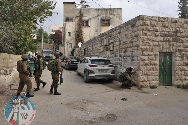 الاحتلال يقتحم عدة بلدات في القدس المحتلة
