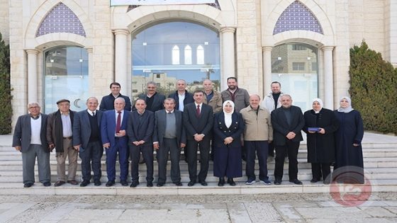 جامعة الخليل تستقبل وفداً من مجلس أولياء الأمور في مدرسة الحسين بن علي الثانوية