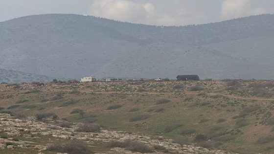 مستوطنون يوسعون بؤرة بالأغوار الشمالية