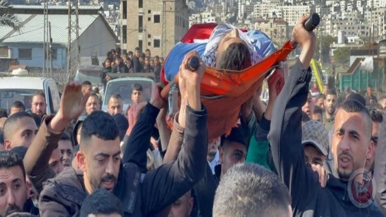 نابلس: تشييع جثمان الطفل معتز مدني الى مثواه الأخير