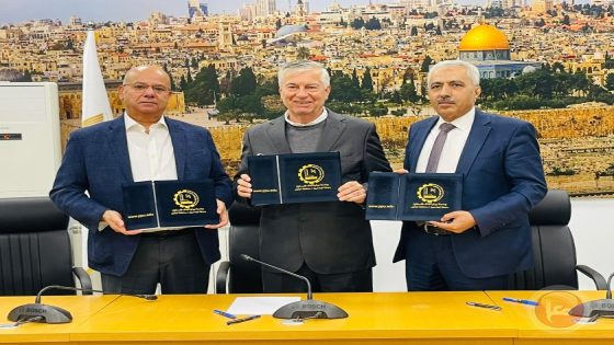 توقيع اتفاقية شراكة ثلاثية بين وزارة الصناعة والاتحاد العام للصناعات وجامعة البوليتكنك