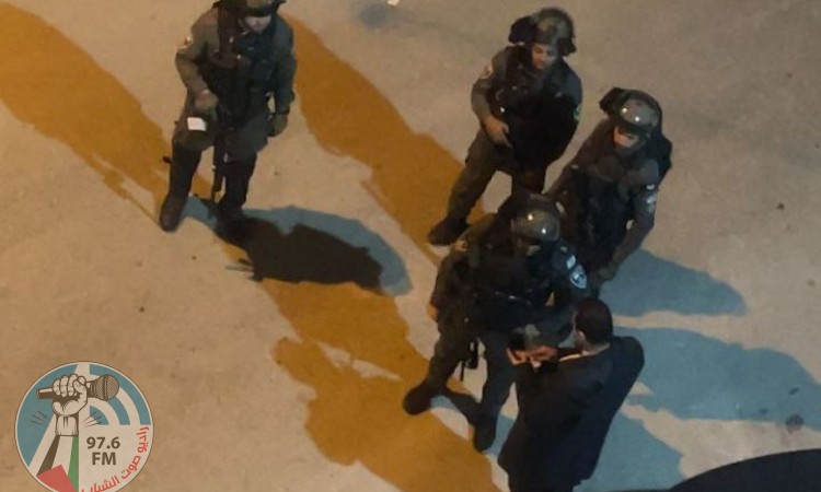 الاحتلال يداهم منزلي المحررين عرار والبرغوثي في قراوة بني زيد ودير أبو مشعل