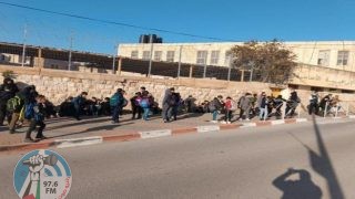 الاحتلال يمنع طلبة المدرسة الإبراهيمية ومعلميها وطواقم لجنة إعمار الخليل من الدخول إليها