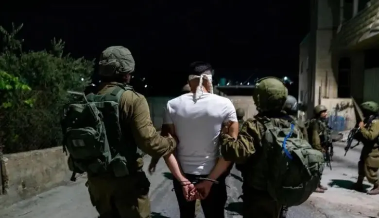 الاحتلال يعتقل 5 مواطنين من بلعا شرق طولكرم