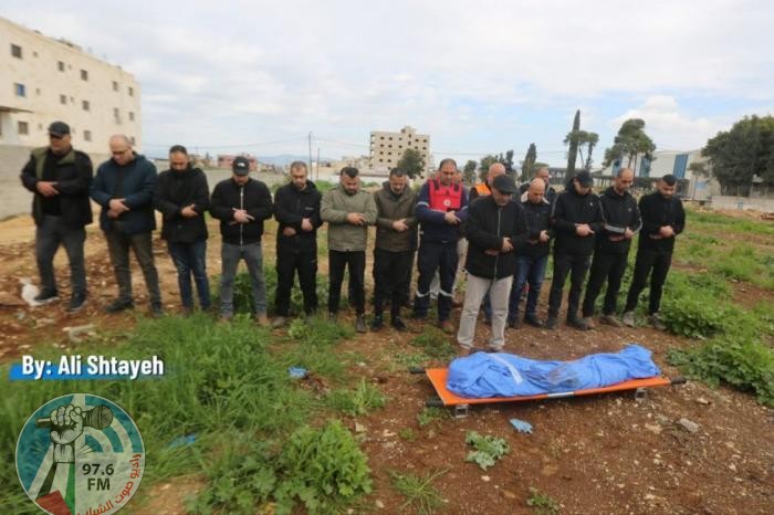 جنين: تشييع جثمان الطفلة ريماس العموري بحضور عدد قليل من أفراد عائلتها
