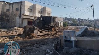 الاحتلال يواصل عدوانه على طولكرم ومخيمها: حرق وتفجير منازل وإجبار المواطنين على النزوح قسرا