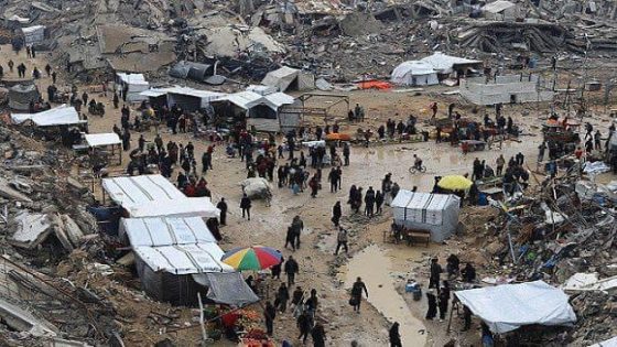 التربية” تعلن عن ترتيبات خاصة بالمدارس الافتراضية والتوسع بالمراكز التعليمية في غزة