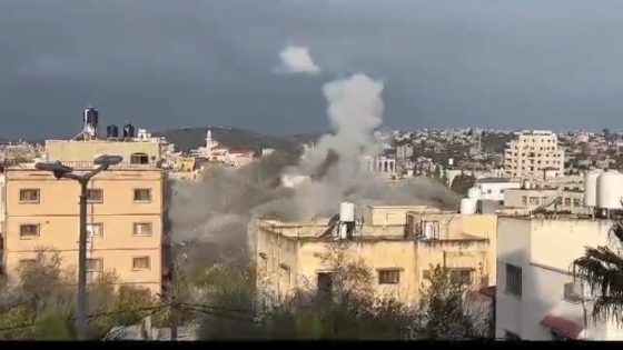 الاحتلال يفجر منزل الشهيد عودة في سلفيت