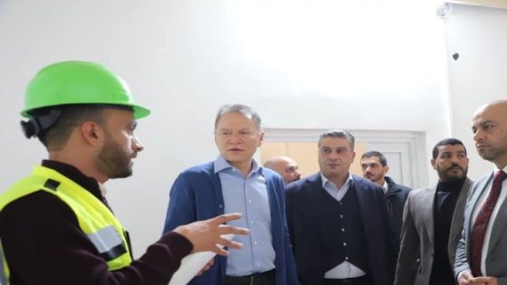 محافظ أريحا وبشار المصري يتفقدان مخيمي عقبة جبر وعين السلطان