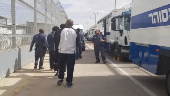 توزيع أسرى الدفعة السابعة: إفراج للضفة والقدس وإبعاد لخارج الوطن
