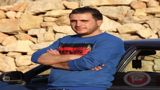 نابلس: جنود الاحتلال تعتدي على شاب بعد اصابته