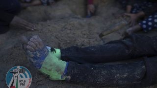 البرد القارس يودي بحياة ثلاثة أطفال رضع في قطاع غزة