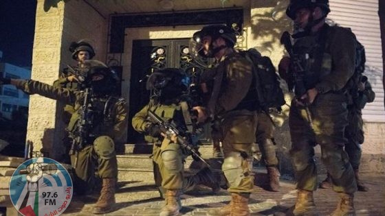 الاحتلال يعتقل 5 مواطنين بينهم سيدة من محافظة نابلس