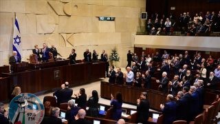 66 عضو كنيست يوقعون على عريضة من أجل إقصاء أيمن عودة