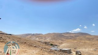 مستعمرون يشرعون بشق طريق استعماري قرب عرب المليحات غرب أريحا