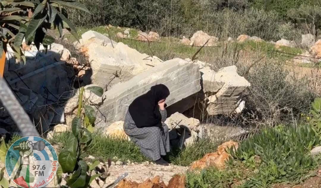 الاحتلال يهدم منزلا في كفر الديك