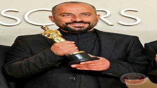 مستوطنون يعتدون بالضرب على الفلسطيني الفائز بجائزة الاوسكار