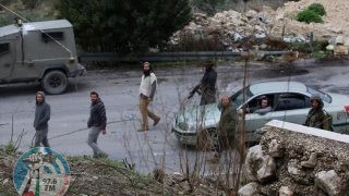 مستعمرون يهاجمون مصلين داخل مسجد بخربة طانا