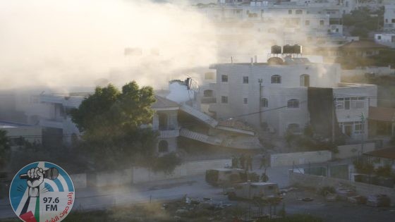 الاحتلال يفجر أجزاء من منزل في قلقيلية