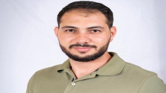 الاحتلال يبعد المصور الصحفي محمد دويك عن الأقصى