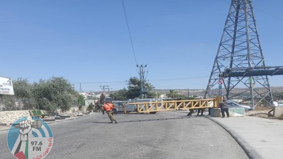 الاحتلال ينصب بوابة حديدية عند المدخل الغربي لقرية بردلة بالأغوار