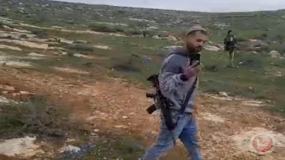 مستوطنون يسيطرون بشكل كامل على مراعي واراضي المواطنين شرق تل ماعين وماعين