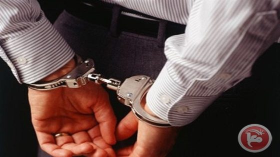 الشرطة تكشف: متسول في رام الله يخفي ثروة وحسابات بنكية