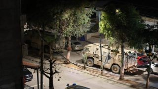فجرا: الاحتلال يغتال شابا بعد محاصرته في قلقيلية