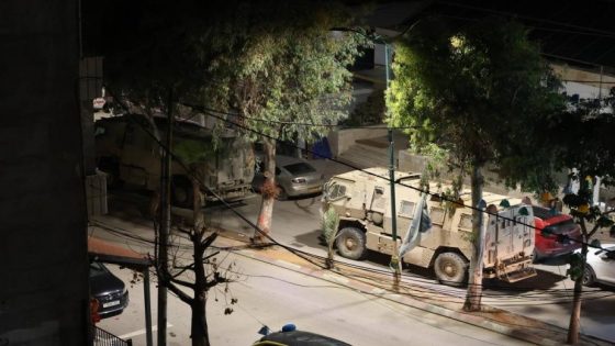 فجرا: الاحتلال يغتال شابا بعد محاصرته في قلقيلية