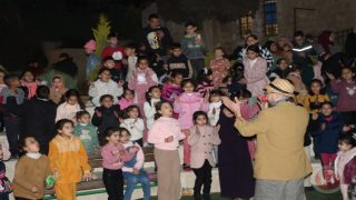أمسية فرح ومرح للاطفال شرق المسجد الإبراهيمي بالخليل