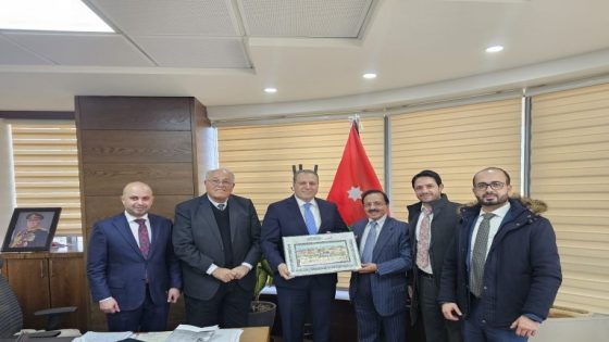 مجلس إدارة الجامعة العربية الامريكية يبحث التعاون مع السفيرين الأردني والمصري