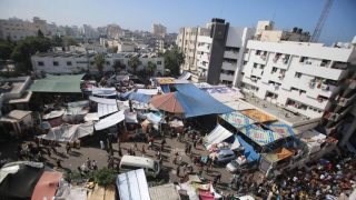 نقل جثامين 48 شهيدا بينهم مجهولي الهوية دفنوا داخل أسوار مستشفى الشفاء