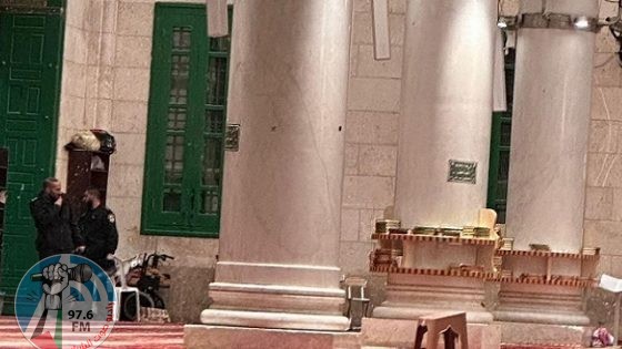 الاحتلال يقتحم المصلى القبلي في “الأقصى”