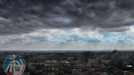 الطقس: سقوط أمطار متفرقة على معظم المناطق