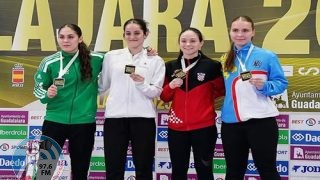 مريم بشارات تهدي فلسطين ذهبية الدوري العالمي للكاراتيه