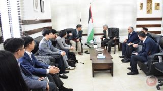 برهم يبحث مع “كويكا” ترتيبات إنشاء المعهد الوطني للذكاء الاصطناعي في فلسطين