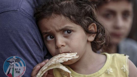 هآرتس: تجويع غزة بات سياسة معلنة تتباهى بها إسرائيل