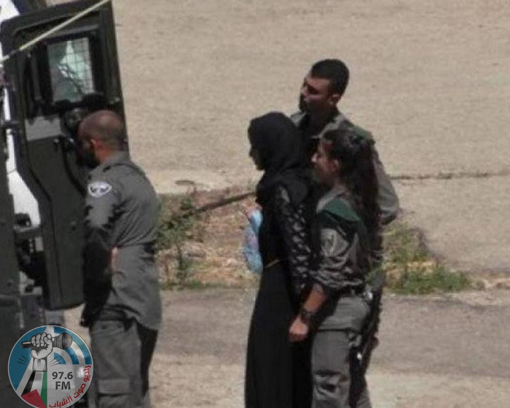 الاحتلال يعتقل شابا وفتاة من نابلس