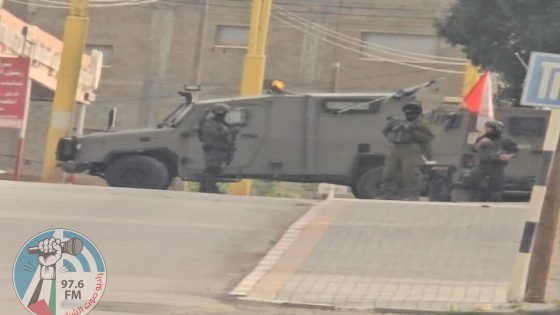 قوات الاحتلال تقتحم مدينة الظاهرية وتشن حملة اعتقالات واسعة
