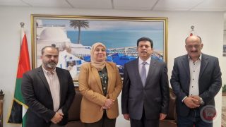 غنام تُعزي السفير التونسي باستشهاد فارس الذي ارتقى لدى رفعه علم فلسطين