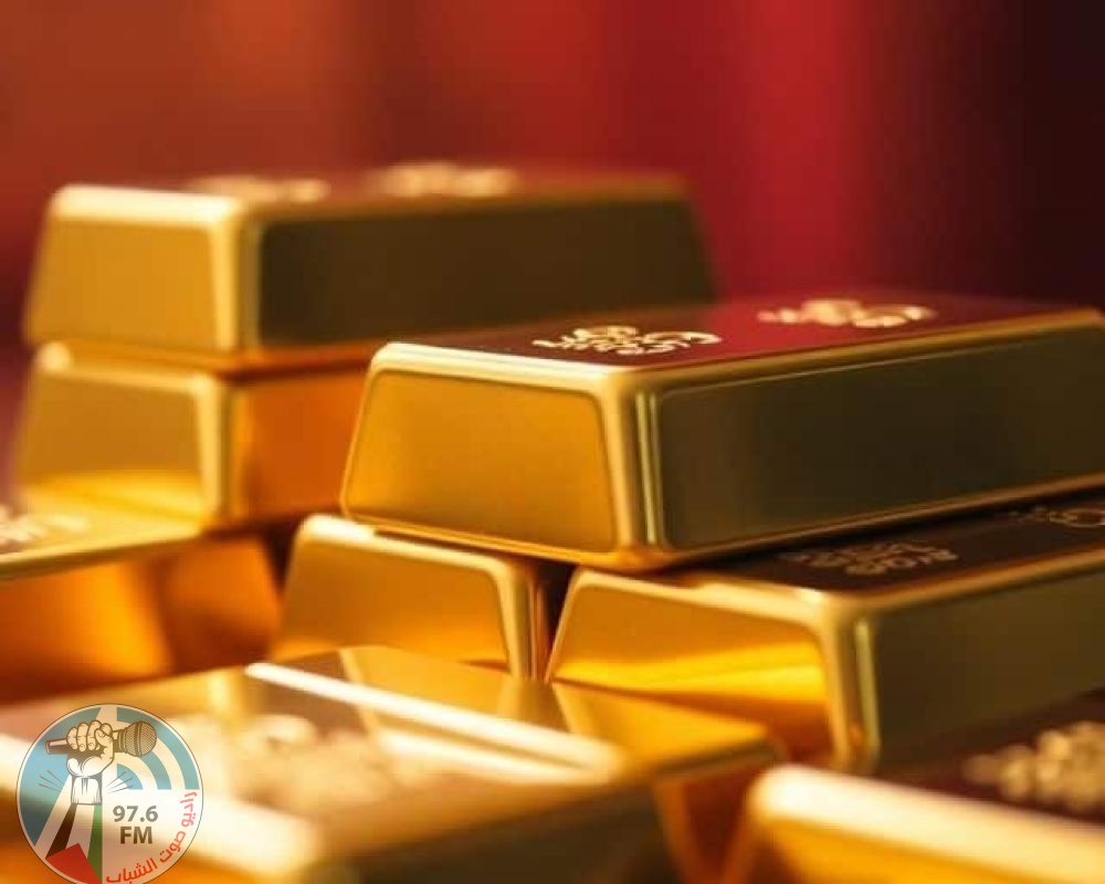 أسعار الذهب تكسر ذروة الـ3500 وتهبط 2%