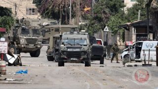 الهلال الأحمر: الفلسطينيون يضطرون للنزوح من مخيم بلاطة تحت التهديد