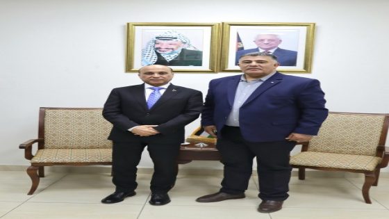 وزير النقل والمواصلات يزور محافظة نابلس ويؤكد على تعزيز التعاون ودعم صمود المواطنين