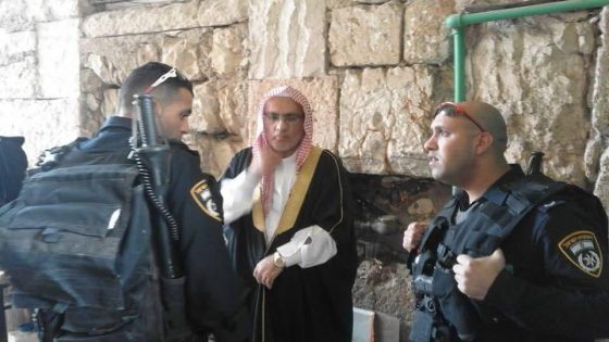 إبعاد إمام وخطيب الأقصى عن المسجد فور الانتهاء في خطبته