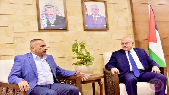 عوض وحجاوي يبحثان الملف الشائك لشركة الكهرباء ويستعرضان قضايا تنموية متعددة